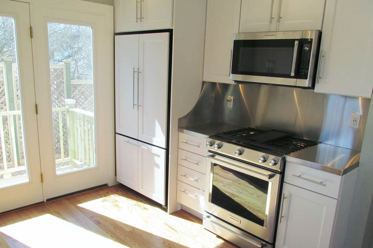 For Lease 16 Montello St, Provincetown, MA 02657 3 Beds / 3 Full Baths Provincetown, MA