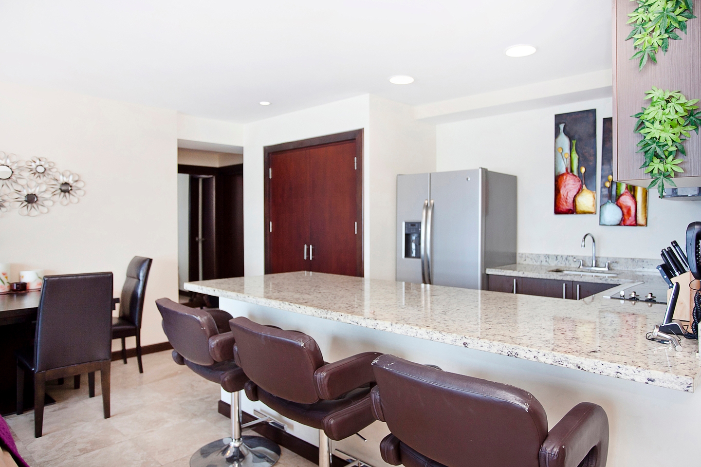 Sold Torres Paseo Colon 3 Bedroom Furnished Top Floor Condo, A2603