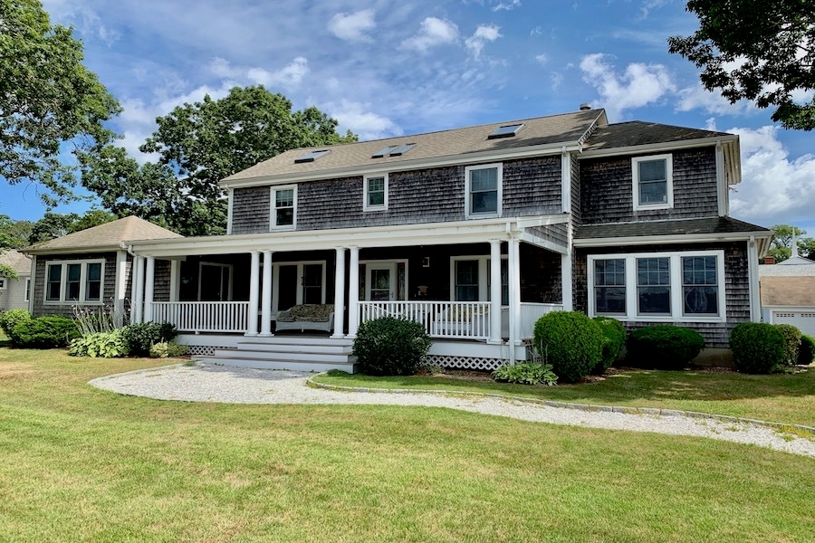 For Lease 86 Falmouth Heights Road, Falmouth, MA 02540 5 Beds / 3