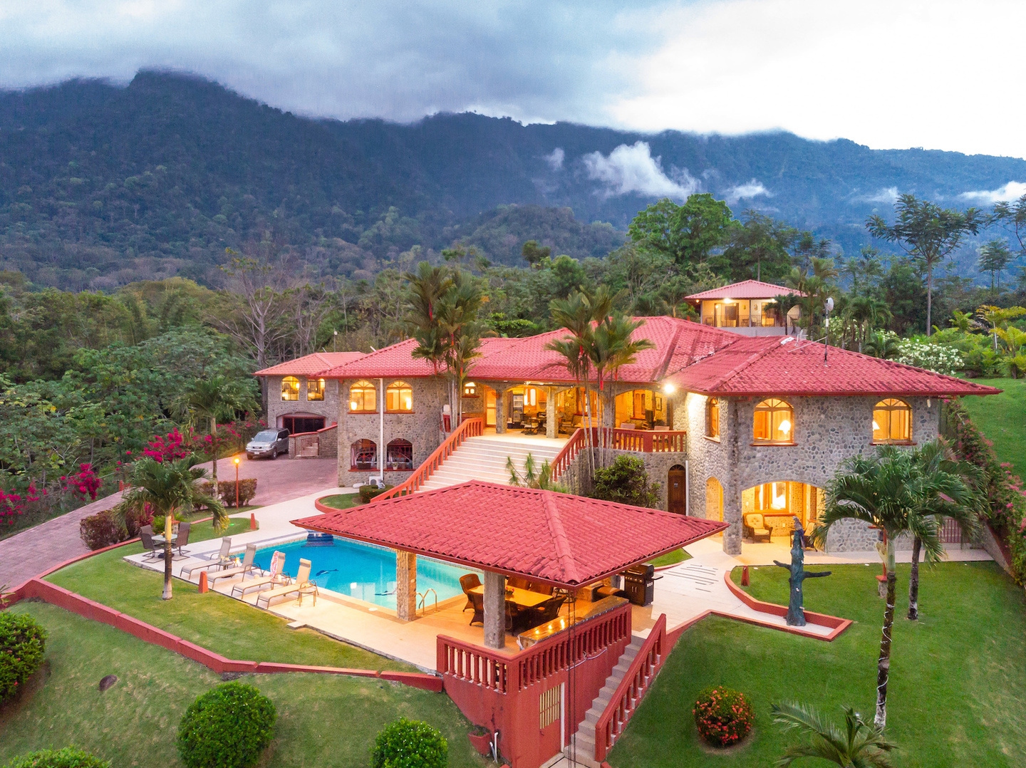 Sold Bella Rosa Estate Ojochal, Ventana Del Pacifico, Ojochal, Bahia