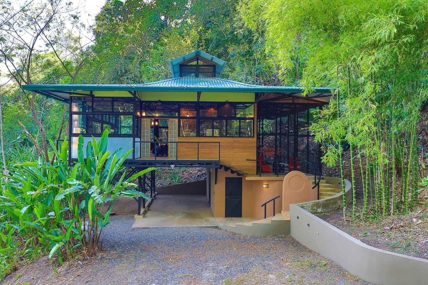 Casita Bamboo, Manuel Antonio, Puntarenas, Costa Rica SOLD LISTING