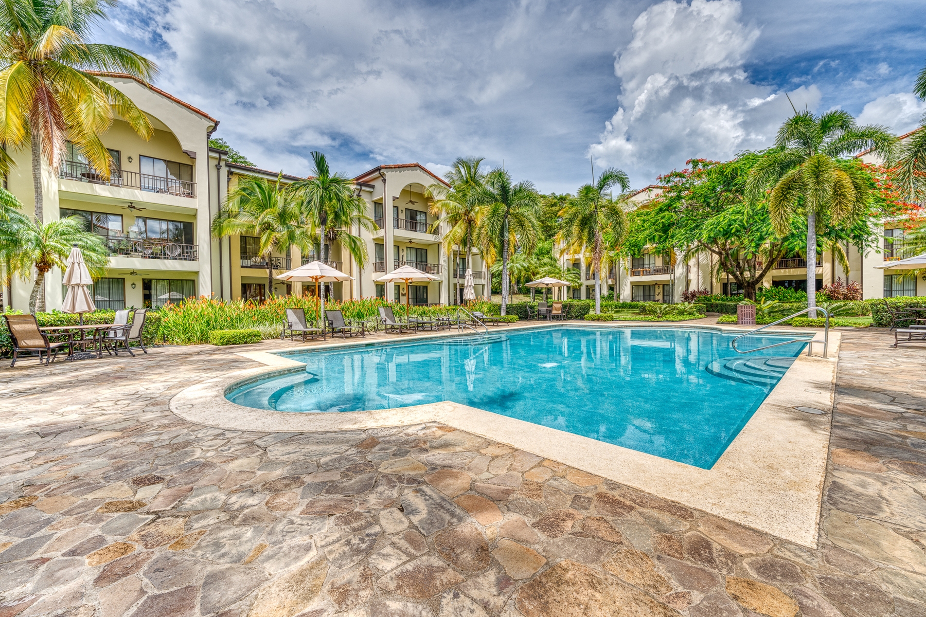 Pacifico L1201 Spacious 3 Bedroom Poolside Condo, Playas Del Coco ...